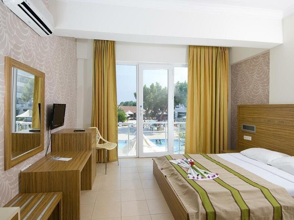 Club Marakesh Beach Hotel Beldibi  Extérieur photo